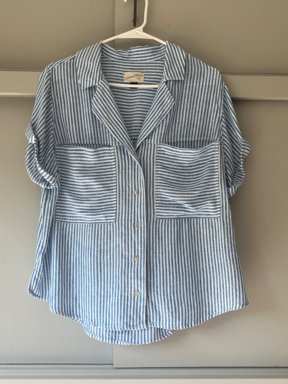 Universal Thread Blue & White Striped Linen Blend Short Sleeve Button Up Shirt M - Picture 1 of 4